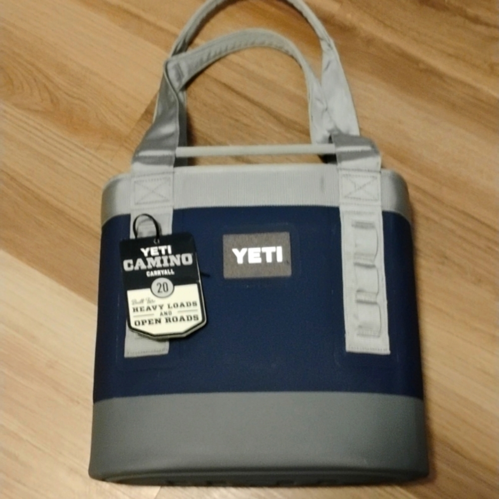NWT YETI CAMINO CARRYALL 20